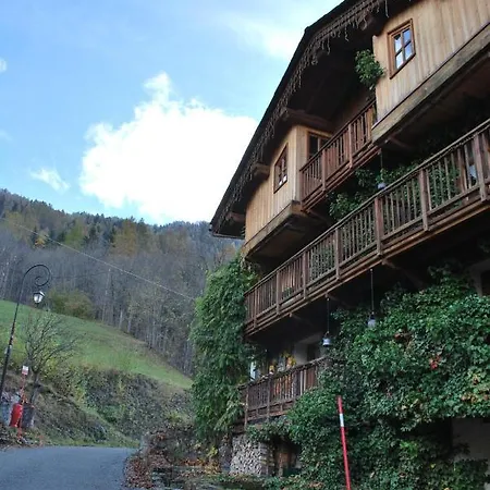 Chalet Altus Top